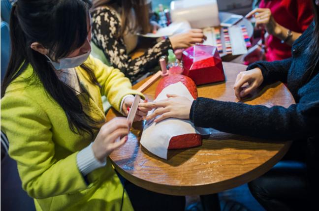 相约三月&#8226;你最珍贵——西安皇冠体育大厦三八妇女节主题运动